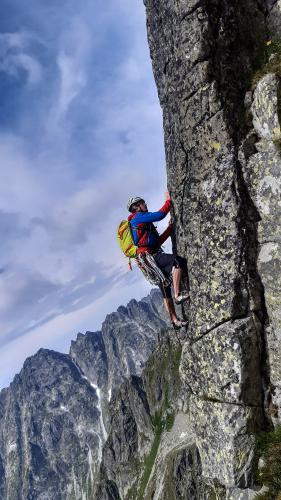 Pokud bude dlouhý popis, zalomí se a na konec by se dal dát photographer @Name